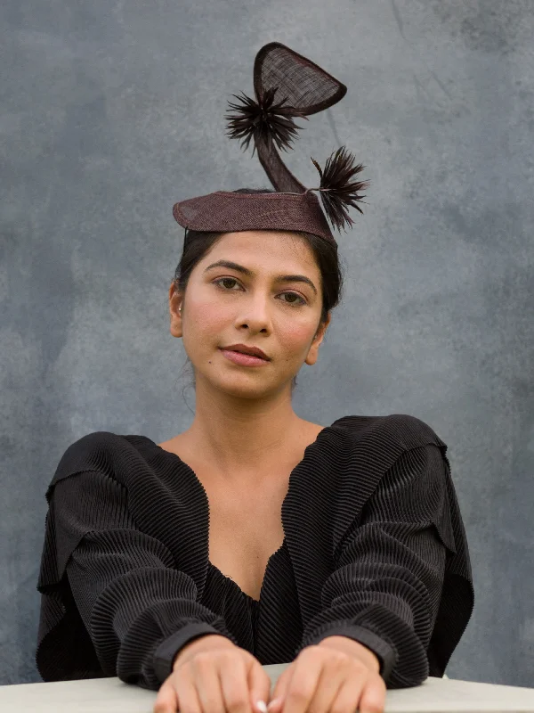 Oliver- brown fascinator with flowers