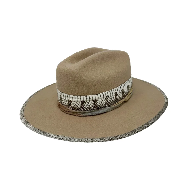 Maverick Cattleman's Crease Beige Cobra