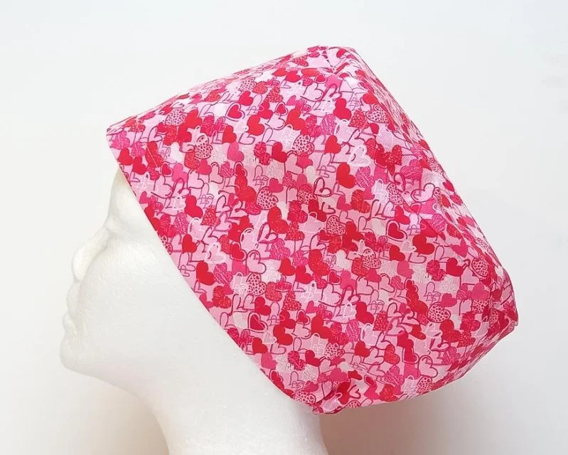 New Doodle Hearts Women's Basic Scrub Caps