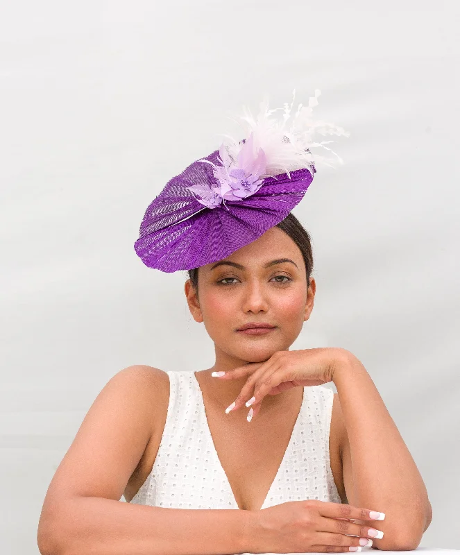 Fascinator Purple With Lilac Feathers (Parterre de fleur)