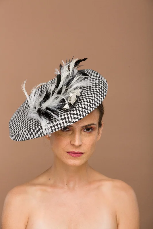 Black And White Fascinator Melbourne Cup Day (Valentia)