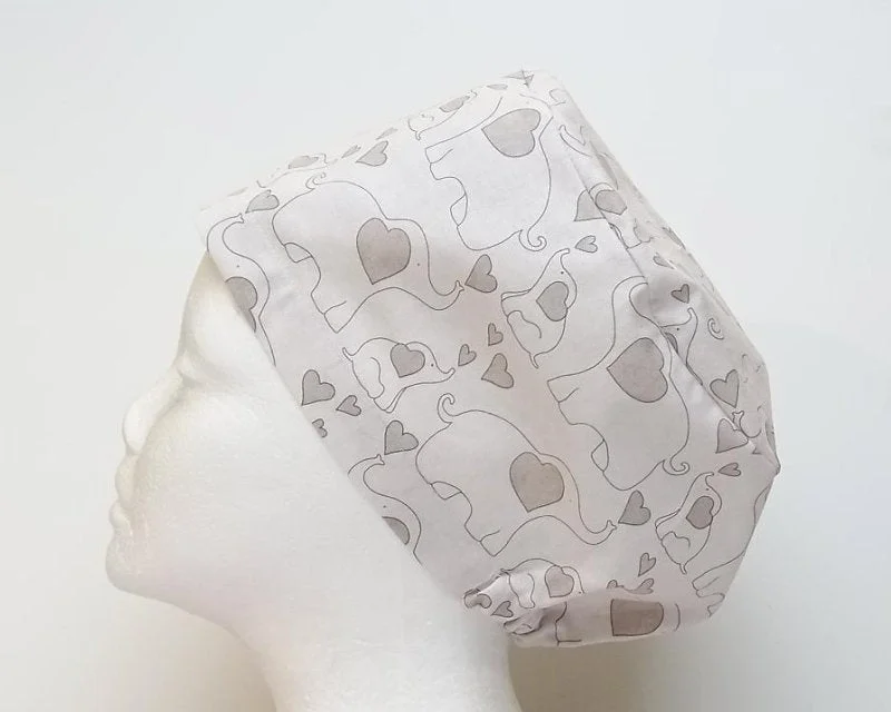 Mother & Baby Elephant Women's Basic Scrub Cap