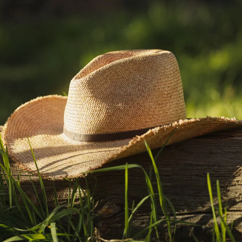 Rusty Straw Cowboy Hat for Sale in Brown